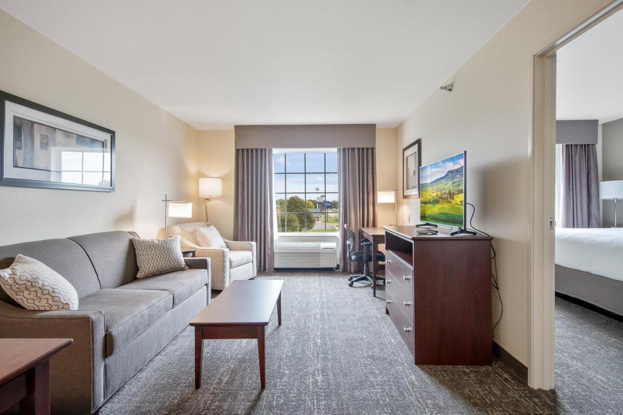 Cobblestone Hotel & Suites - Austin Exterior foto